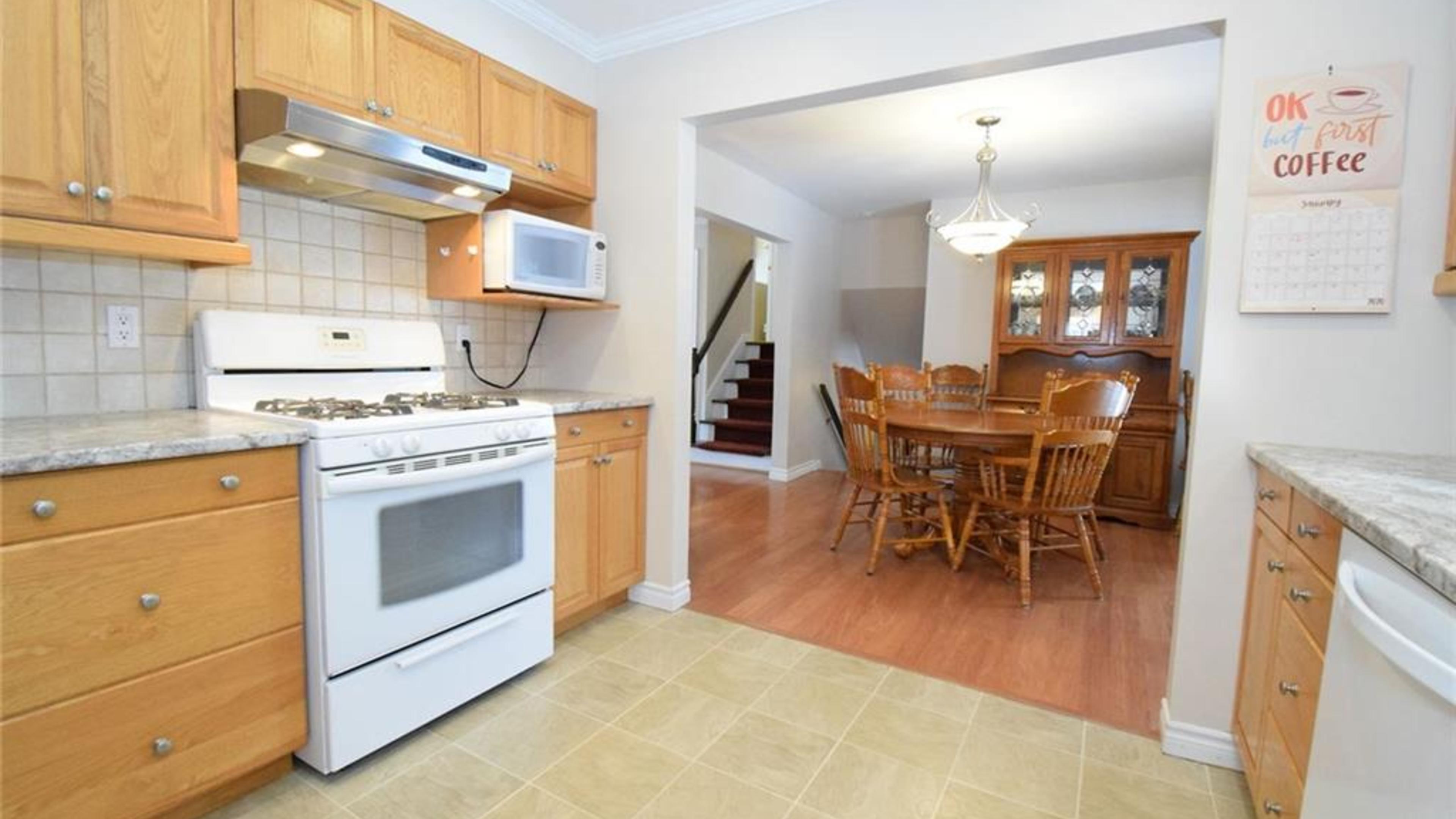 5 Loyalist Court, Niagara on the Lake Our Listings NiagaraontheLake Realty