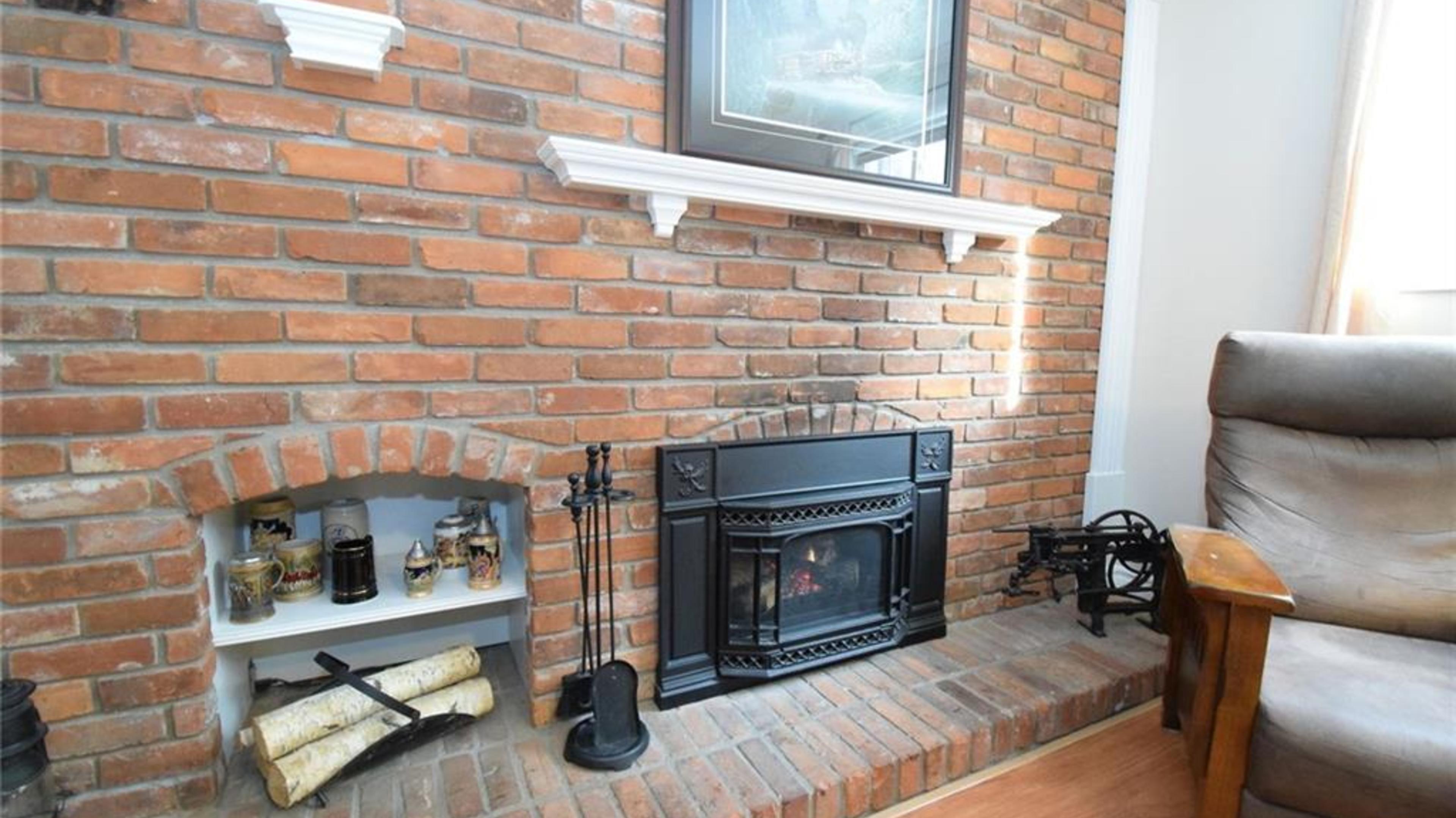 5 Loyalist Court, Niagara on the Lake Our Listings NiagaraontheLake Realty